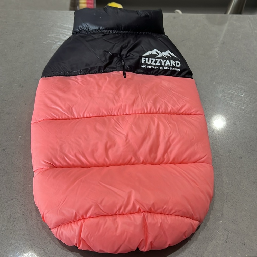 Size 3 FuzzyYard dog puffer coat with leash hole